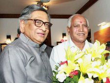 ಕಾಂಗ್ರೆಸ್ ಬಿಟ್ಟು ಬಿಜೆಪಿ ಸೇರಿಕೊಳ್ಳಿ: ಎಸ್‌ಎಂ ಕೃಷ್ಣ ಕರೆ
