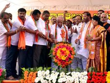 ಸಿದ್ದರಾಮಯ್ಯ ಹೆಸರಲ್ಲಿ 'ರಾಮ' ಬದಲು 'ರಾವಣ' ಇರಬೇಕಿತ್ತು!