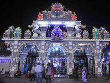 ಪೇಜಾವರ ಶ್ರೀಗಳ ಆಪ್ತರೇ ಹೆಗ್ಗಣಗಳು, ಮಠ ಲೂಟಿ ಮಾಡುತ್ತಿದ್ದಾರೆ: ಶಿರೂರು ಶ್ರೀ ವಾಗ್ದಾಳಿ 