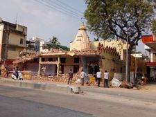 ರಾಯಚೂರು: ಮಂದಿರ, ಮಸೀದಿ ತೆರವು, ಬಿಗುವಿನ ವಾತಾವರಣ