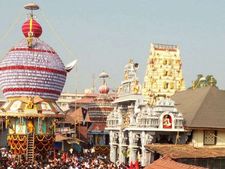 ಉಡುಪಿ ಕೃಷ್ಣಮಠ ಪಾರ್ಕಿಂಗ್ ಏರಿಯಾದ ಗೋಲ್ಮಾಲ್ ಸಾಬೀತು: ಶಿರೂರು ಶ್ರೀಗಳಿಗೆ ಜವಾಬ್ದಾರಿ