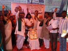ಅಣ್ಣಾ ಹೋರಾಟ ಬೆಂಬಲಿಸಿ ಬಾಗಲಕೋಟೆಯಲ್ಲಿ ಸತ್ಯಾಗ್ರಹ