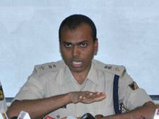 ಕೊಪ್ಪಳ ಎಸ್ಪಿ ಅನೂಪ್ ಕುಮಾರ್ ಶೆಟ್ಟಿ ವರ್ಗಾವಣೆಗೆ ತಡೆ
