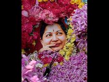 ಜಯಲಲಿತಾ ಕೊನೆಯ ದಿನಗಳ ಬಗ್ಗೆ ಕಾರು ಡ್ರೈವರ್ ಬಿಚ್ಚಿಟ್ಟ ಸತ್ಯ
