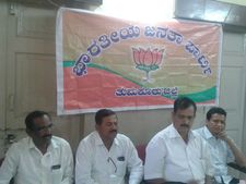 'ತುಮಕೂರಿನ ಜೆಡಿಎಸ್ ಅಭ್ಯರ್ಥಿ ಗೋವಿಂದರಾಜು ವ್ಯಭಿಚಾರ ರಾಜಕಾರಣ'