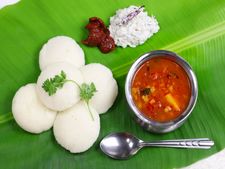 ಇಡ್ಲಿ ಎಂಬ ಎರಡಕ್ಷರದಲ್ಲಿ ಎಷ್ಟೊಂದು ನೆನಪುಂಟು!