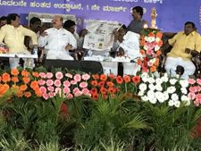 ಸಿಎಂ ಜತೆ ಬಹಳ ಹೊತ್ತು ಮಾತಾಡಿದ ವೆಂಕಟರಮಣಪ್ಪ ಹಾಗೂ ಶಕ್ತಿ ಪ್ರದರ್ಶನ