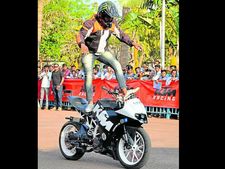 ಬೀದರ್ : ಜನ ಮೆಚ್ಚಿದ ಕೆಟಿಎಂ- ಡ್ಯೂಕ್ ಬೈಕ್ ಸಾಹಸ