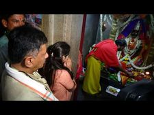 ಠೇವಣಿ ಹಣವನ್ನು ಜನರಿಂದ ಸಂಗ್ರಹಿಸಿದ ಡಿ.ಕೆ.ಶಿವಕುಮಾರ್ 