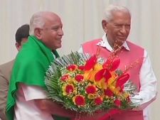  ಬಿಎಸ್ ವೈ ಅಭಿಮಾನಿಗಳಿಂದ ರಾಜ್ಯಾದ್ಯಂತ ವಿಜಯೋತ್ಸವ ಆಚರಣೆ 
