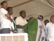  'ಜೆಡಿಎಸ್‌ ಯೋಜನೆಗಳನ್ನು ಅನುಷ್ಠಾನಕ್ಕೆ ಸಮ್ಮತಿಸಿದವರ ಜೊತೆ ಮೈತ್ರಿ'