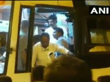 ಹೈದರಾಬಾದ್ ನತ್ತ ಶಾಸಕರು? ಅರ್ಥವಾಗದ ನಿಗೂಢ ನಡೆ!