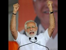 ಮುಧೋಳ ನಾಯಿಯಿಂದಾದರೂ ಕಾಂಗ್ರೆಸ್ ದೇಶಪ್ರೇಮ ಕಲಿಯಲಿ: ಮೋದಿ