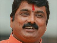  ಎಲ್ಲಾ ಕಳ್ಳರು ಸೇರಿ ಸರ್ಕಾರ ರಚಿಸುತ್ತಿದ್ದಾರೆ: ಸಂಜಯ ಪಾಟೀಲ್ 