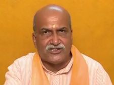 ಪೇಜಾವರರ ಇಫ್ತಾರ್ ಕೂಟಕ್ಕೆ ಮುತಾಲಿಕ್ ವಿರೋಧ