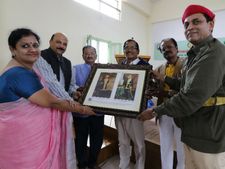 ಶಿಡ್ಲಘಟ್ಟದ ಭಕ್ತರಹಳ್ಳಿ ಶಾಲೆಯ ಗ್ರಂಥಾಲಯಕ್ಕೆ ಜರ್ಮನಿ ಅನುದಾನ 