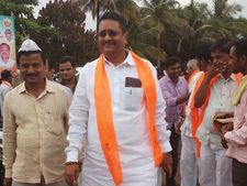 'ಶ್ರಾವಣ ಮಾಸದ ಕಡೆ ಸೋಮವಾರ ಯಡಿಯೂರಪ್ಪ ಪ್ರಮಾಣ ವಚನ'