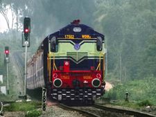 ಚೇರ್‌ಕಾರ್‌ ಪ್ರಯಾಣ ಉತ್ತೇಜನಕ್ಕೆ ನೈಋತ್ಯ ರೈಲ್ವೆ ಕ್ರಮ: ದರವೂ ಕಡಿತ