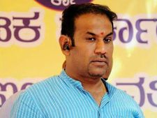 ತುಮಕೂರು : ರೌಡಿ ಶೀಟರ್, ಮಾಜಿ ಮೇಯರ್ ಬೆಳ್ಳಂಬೆಳಗ್ಗೆ ಹತ್ಯೆ
