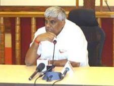 ಸ್ಥಳೀಯ ಸಂಸ್ಥೆ ಚುನಾವಣೆ : ಹಾಸನದಲ್ಲಿ ಶಕ್ತಿ ಪ್ರದರ್ಶಿಸಿದ ಜೆಡಿಎಸ್ 