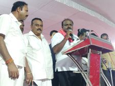  ರಾಮನಗರದಲ್ಲಿ ಸಿಎಂ ವಿರುದ್ಧವೇ ಗರಂ ಆದ ಜೆಡಿಎಸ್ ಕಾರ್ಯಕರ್ತರು 
