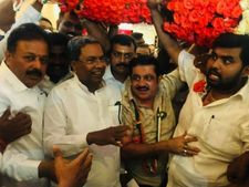 ಮಂಡ್ಯ ಉಪ ಚುನಾವಣೆ : ಸಿದ್ದರಾಮಯ್ಯ ಮುಂದೆ ಒಗ್ಗಟ್ಟಿನ ಮಂತ್ರ! 