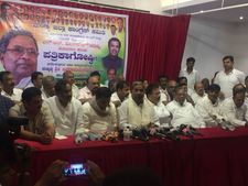 ಮಂಡ್ಯ ಚುನಾವಣೆ : ಸಿದ್ದರಾಮಯ್ಯ ಸಭೆ ವಿಫಲ, ಕಾಂಗ್ರೆಸ್ ಪ್ರಚಾರವಿಲ್ಲ!