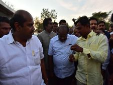 ಬರಪೀಡಿತ ಪ್ರದೇಶದಲ್ಲಿ ನೀರು ಪೂರೈಕೆಗೆ ಒತ್ತು ಕೊಡಿ: ಎಚ್‌ಡಿಕೆ
