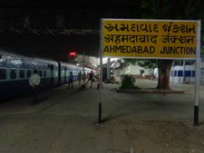 ಅಯೋಧ್ಯೆ, ಪ್ರಯಾಗ ಆಯ್ತು, ಈಗ ಕರ್ಣಾವತಿಯಾಗಲಿದೆ ಅಹಮದಾಬಾದ್!