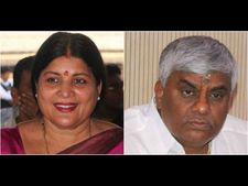 ಸಚಿವ ರೇವಣ್ಣ ಅವರ ಹಾಡಿ ಹೊಗಳಿದ ಜಯಮಾಲಾ, ಎ.ಮಂಜು ಕಿಡಿ