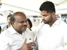 ಅಂಬರೀಶ್ ಸ್ಮಾರಕ ನಿರ್ಮಾಣಕ್ಕೆ ಕ್ರಮ: ಕುಮಾರಸ್ವಾಮಿ ಭರವಸೆ 