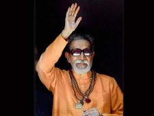 'ಗಾಯಕ ಸೋನು ನಿಗಮ್ ರನ್ನು ಕೊಲ್ಲಲು ಬಯಸಿದ್ದ ಬಾಳಾ ಠಾಕ್ರೆ'