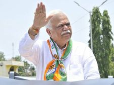 ಕೇಳಿದ ಅರ್ಧದಷ್ಟೂ ಬರ ಪರಿಹಾರ ಕೊಟ್ಟಿಲ್ಲ ಕೇಂದ್ರ: ದೇಶಪಾಂಡೆ ಬೇಸರ