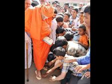 ತ್ರಿವಿಧ ದಾಸೋಹಿ ಸಿದ್ದಗಂಗಾ ಶ್ರೀಗಳು, ತಮ್ಮ ಅಕ್ಷರಾಭ್ಯಾಸ ಆರಂಭಿಸಿದ್ದೇ ವಿಶಿಷ್ಟವಾಗಿ! 