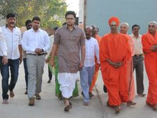 ಸಿದ್ದಗಂಗಾ ಶ್ರೀಗಳ ಭೇಟಿ ಮಾಡಿದ ಮೈಸೂರು ರಾಜವಂಶಸ್ಥ ಯದುವೀರ್