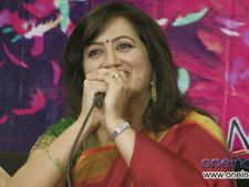 ಮಂಡ್ಯದಿಂದ ಸ್ವತಂತ್ರ ಅಭ್ಯರ್ಥಿಯಾಗಿ ಸ್ಪರ್ಧೆ: ಸುಮಲತಾ ಘೋಷಣೆ 