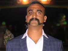 ಭಾವುಕ ಕ್ಷಣಗಳು, ಜಯಘೋಷದ ಮಧ್ಯೆ ಭಾರತಕ್ಕೆ ವಾಪಸ್ ಆದ ಅಭಿನಂದನ್