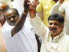 ಡಿಕೆಶಿ-ಎಚ್‌ಡಿಕೆ ಭೇಟಿ: ಮಂಡ್ಯ-ಶಿವಮೊಗ್ಗಕ್ಕೆ ರಣತಂತ್ರ
