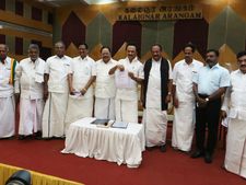 ಡಿಎಂಕೆ- ಕಾಂಗ್ರೆಸ್ ಕ್ಷೇತ್ರ ಹಂಚಿಕೆ ಪಟ್ಟಿ ಪ್ರಕಟಿಸಿದ ಎಂಕೆ ಸ್ಟಾಲಿನ್