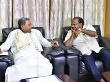 ಮತ್ತೆ, ಮಗದೊಮ್ಮೆ 'ಭಿಕ್ಷೆ, ಸ್ವಾಭಿಮಾನ' ಪದ ಪ್ರಯೋಗಿಸಿದ ಕುಮಾರಸ್ವಾಮಿ 