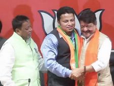ಟಿಎಂಸಿಯಿಂದ ಅಮಾನತುಗೊಂಡ ಟಿಎಂಸಿ ಸಂಸದ ಬಿಜೆಪಿಗೆ ಸೇರ್ಪಡೆ! 