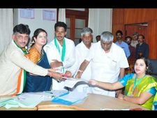 ನಿಖಿಲ್  ನಾಮಪತ್ರ ಸಲ್ಲಿಕೆ ವೇಳೆ 8 ಲಕ್ಷ ರೂ ಹಾನಿ, ಎಫ್‌ಐಆರ್ ದಾಖಲು 