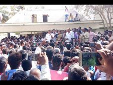 ಮಂಡ್ಯದಲ್ಲಿ ಸುಮಲತಾ ಬೆಂಬಲಕ್ಕೆ ನಿಂತ ಕಾಂಗ್ರೆಸ್ ಮುಖಂಡರು..?