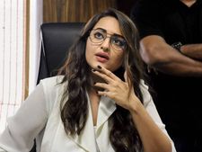 ಬಿಜೆಪಿಯಲ್ಲಿ ಅಪ್ಪಂಗೂ ಗೌರವವಿಲ್ಲ, ಅಡ್ವಾಣಿಗೂ ಇಲ್ಲ: ಸೋನಾಕ್ಷಿ ಸಿನ್ಹಾ