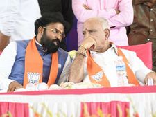 ಬಿಜೆಪಿ ಅಭ್ಯರ್ಥಿಗಳು ಪ್ರಕಟ : ಬಳ್ಳಾರಿಯಲ್ಲಿ ಗೆದ್ದ ಶ್ರೀರಾಮುಲು! 