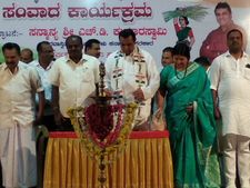  ಅಂಬರೀಶ್ ದೇಹಕ್ಕೆ ಅಗ್ನಿಸ್ಪರ್ಶವಾದ ಕೂಡಲೇ ರಾಜಕೀಯ ಆರಂಭವಾಗಿದೆ:ಸಿಎಂ 