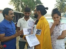 ಮತದಾನ ಮಾಡದೆ ಪ್ರವಾಸ ಹೋದವರಿಗೆ ಸೂಕ್ತ 'ಸನ್ಮಾನ'