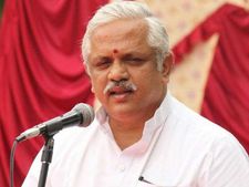 ಚುನಾವಣೆಗಾಗಿ ರಾಹುಲ್, ಪ್ರಿಯಾಂಕಾ ಗಾಂಧಿ ಹಣೆ ಮೇಲೆ ತಿಲಕ: ಬಿಎಲ್ ಸಂತೋಷ್ 