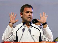 ಚೌಕೀದಾರ್ ಕಳ್ಳ ಮಾತ್ರ ಅಲ್ಲ, ಹೆದರುಪುಕ್ಕಲ: ರಾಹುಲ್ ಗಾಂಧಿ ವಾಗ್ದಾಳಿ 