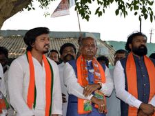 ಮಂಡ್ಯ ಜಿಲ್ಲಾಧಿಕಾರಿಯನ್ನು ವರ್ಗಾವಣೆ ಮಾಡಿ: ರಾಮುಲು ಆಗ್ರಹ